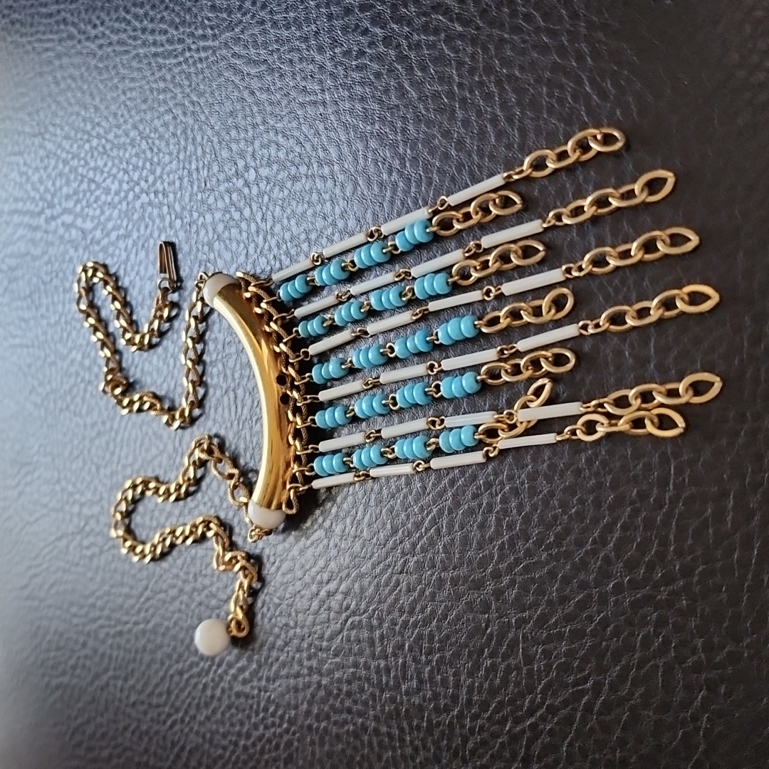 Vtg Necklace